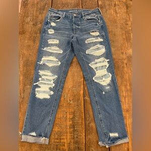 American Eagle TOMGIRL women’s Jeans. Six 6 reg. Just outgrew size. Buttonfly